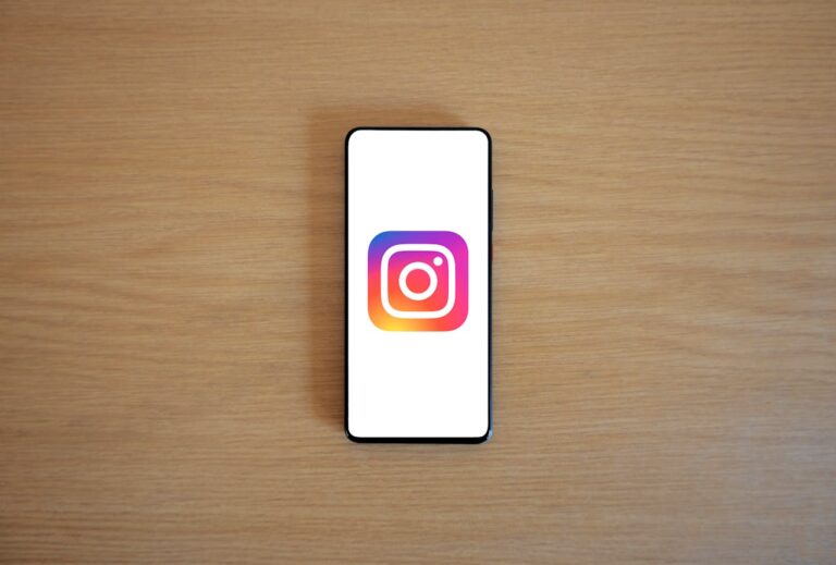 How to Download Instagram: Everything You Need to Know Copy